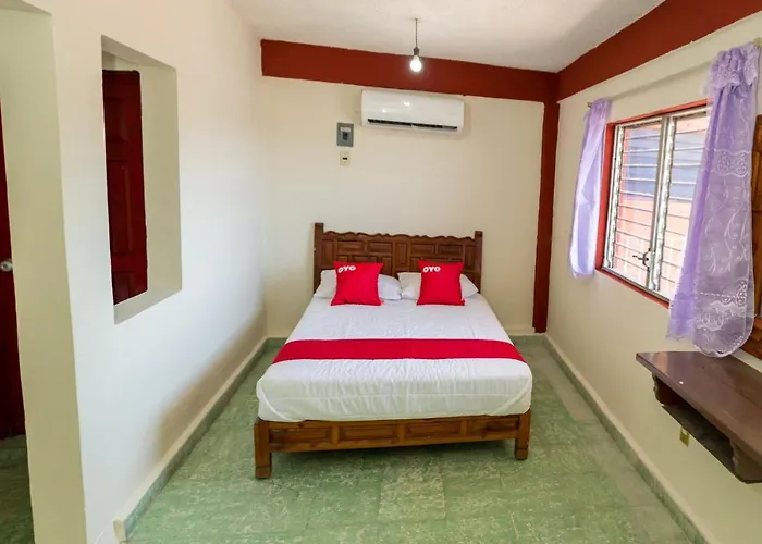 Hotel Oyo Rubi Zihuatanejo